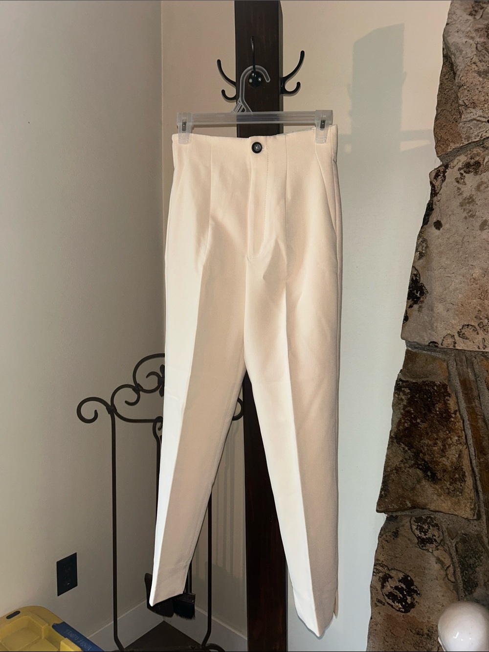 Zara Cream Straight-Leg Tailored Pants